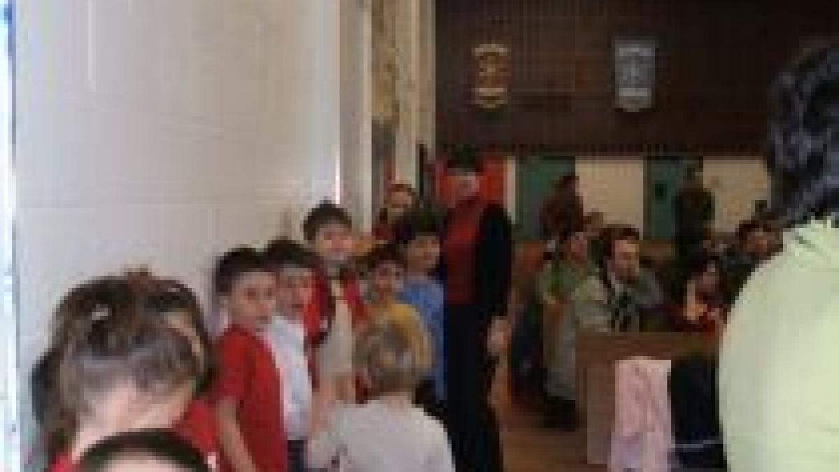 Experiment eşuat: Învăţământul de zece clase a înrăutăţit calitatea şcolii