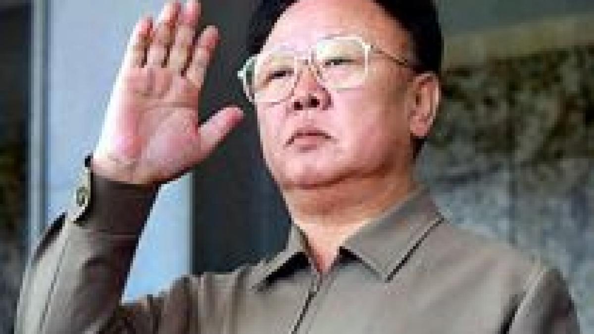 Liderul nord-coreean Kim Jong-II ar putea fi urmat în funcţie de un fiu necunoscut