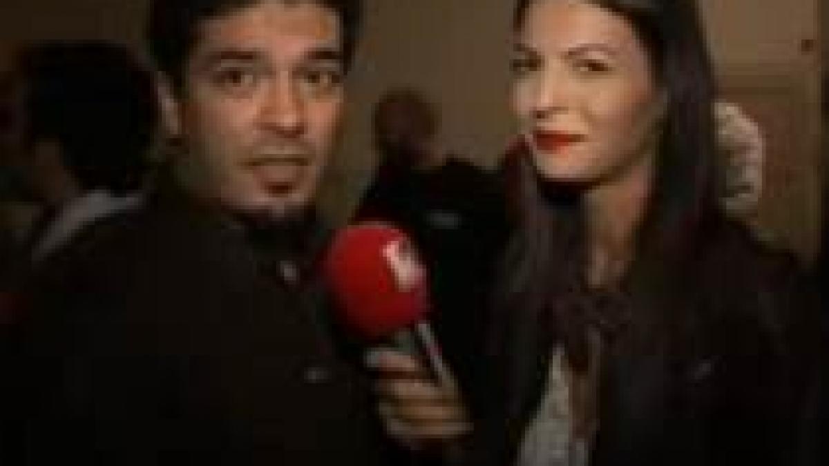 Adi Despot înjură, enervat de o domnişoară reporter. "Cum aţi angajat-o pe asta?" (VIDEO)