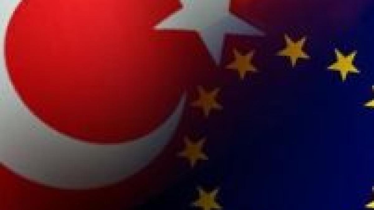 Aderarea Turciei la UE, subiect principal de discuţii la primul forum economic Europa ? Turcia