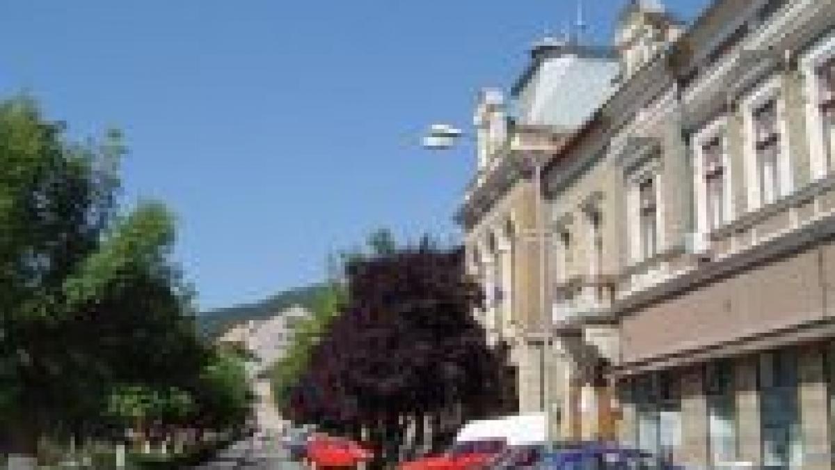 Criza economică pune mai multe primării din ţară faţă în faţă cu falimentul