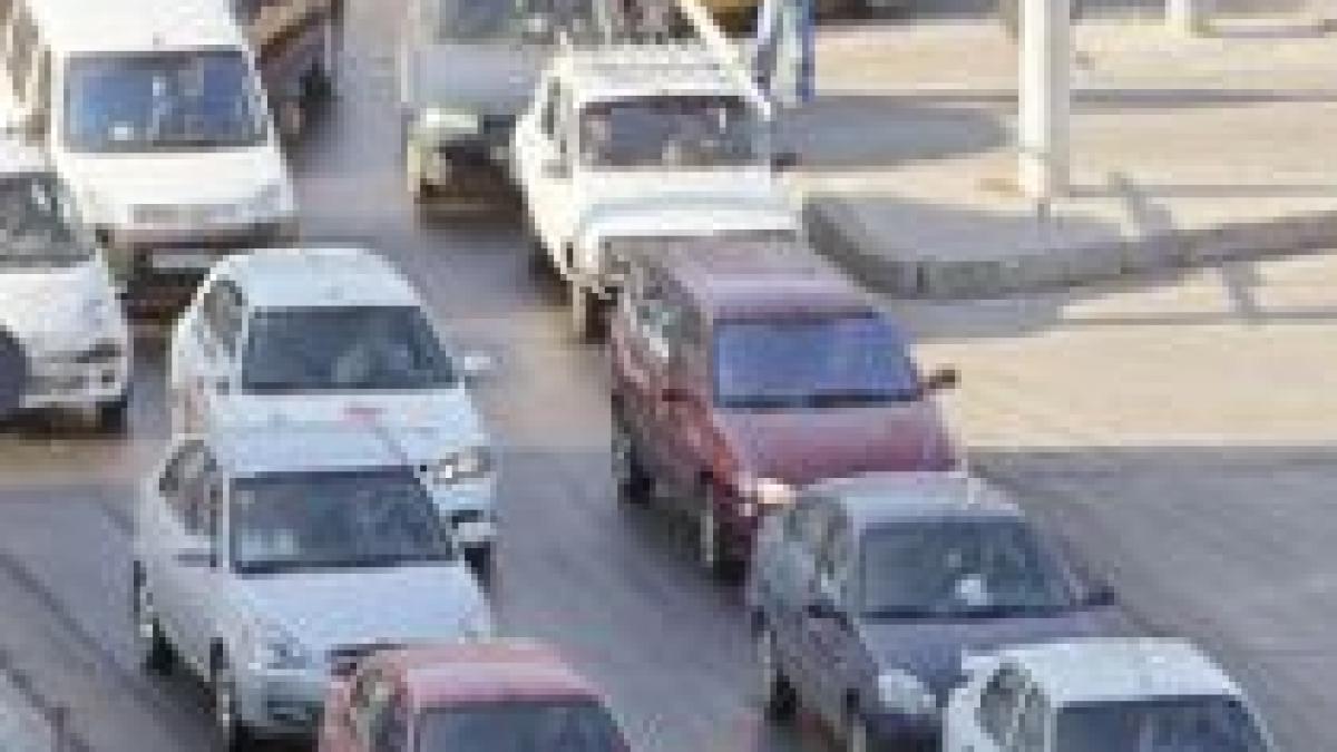 Noua taxă auto a intrat în vigoare mai devreme DINTR-O GREŞEALĂ