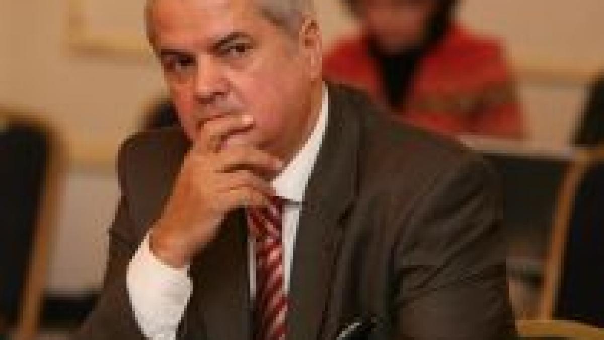 Rezultat al negocierilor? Comisia parlamentară a votat împotriva urmăririi penale a lui Adrian Năstase