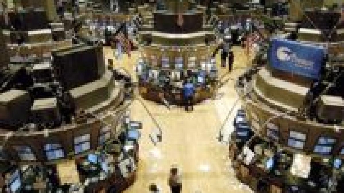 Bursele asiatice, în creştere uşoară deşi Wall Street a închis pe roşu