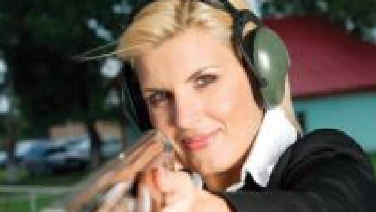 Elena Udrea, ministrul Turismului, va coordona activităţi anti-terorism şi de informaţii 

