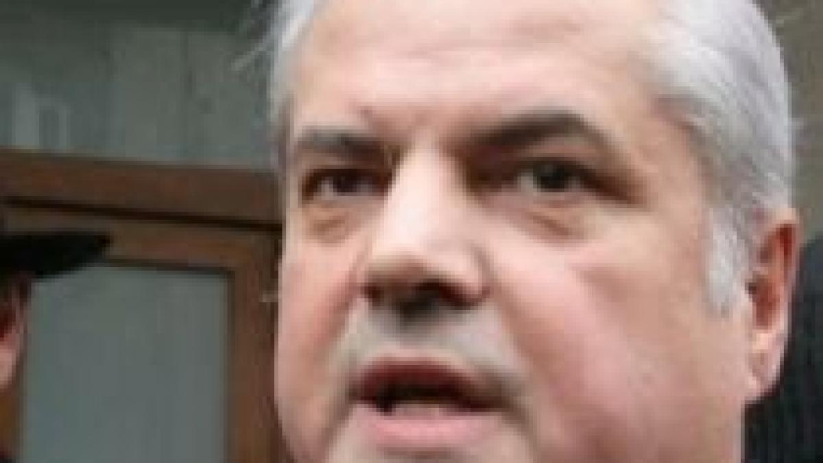 Adrian Năstase: Respectarea promisiunilor electorale, mai importantă decât Băsescu sau generalii infiltraţi la Palatul Victoria
