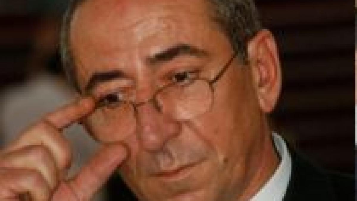 Adjunctul directorului SRI, Dumitru Zamfir, eliberat din funcţie de Traian Băsescu