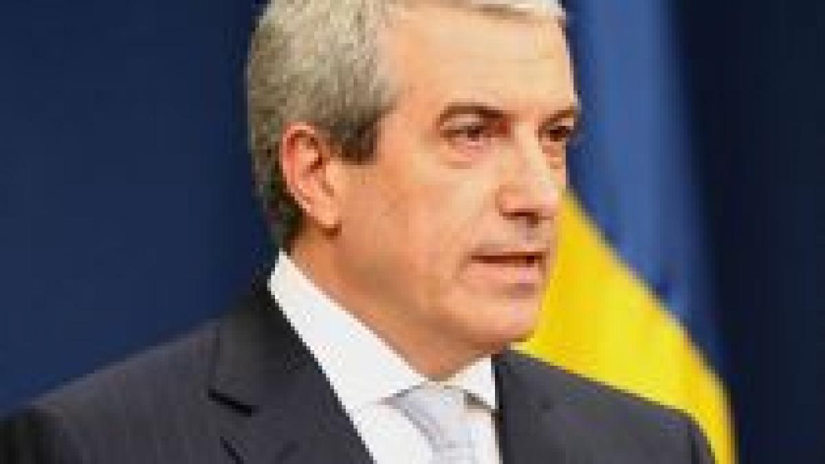 Tăriceanu: Revizuirea Constituţiei, o reglare de conturi Preşedinţie-Parlament
