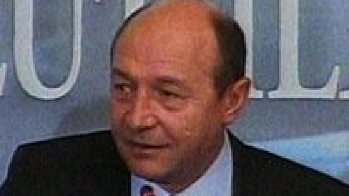 Băsescu a discutat cu patronatele despre criză: "Este nevoie de măsuri inteligente"