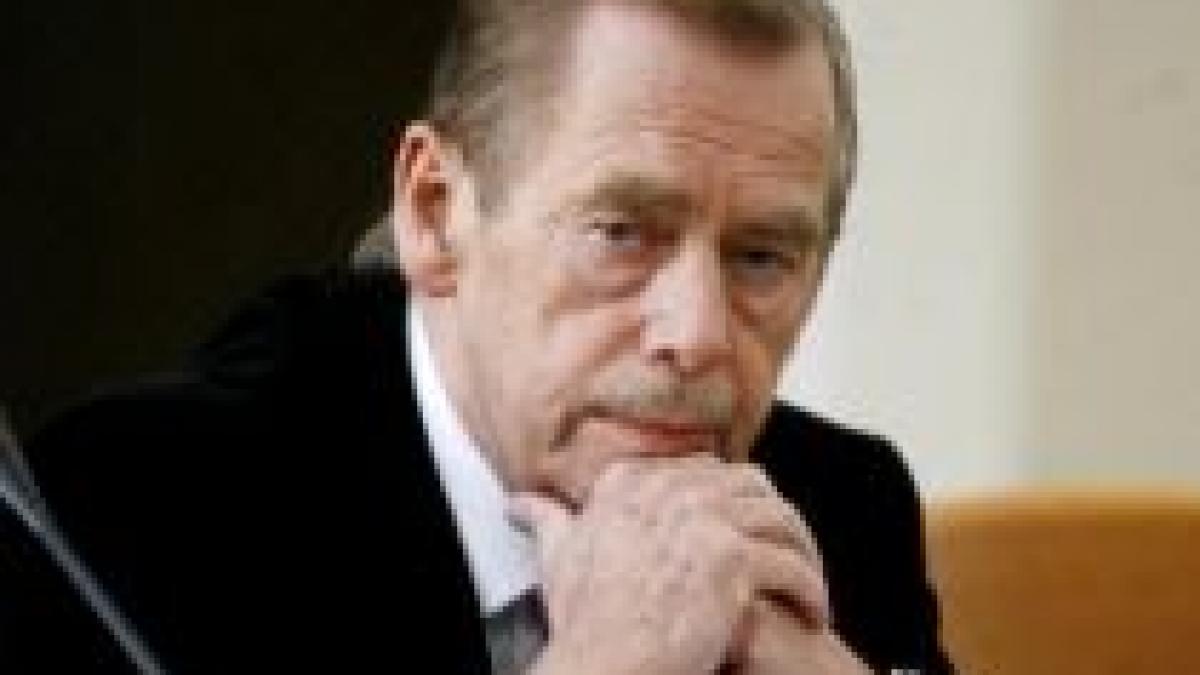 Fostul preşedinte ceh, Vaclav Havel, în stare gravă, din cauza unei infecţii pulmonare