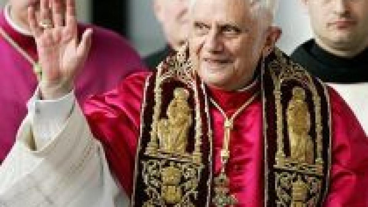 Papa Benedict al XVI-lea a ridicat excomunicarea episcopilor din aşa-numita comunitate integristă