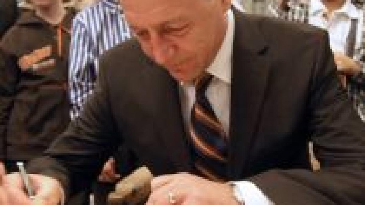 Băsescu: Analizez posibilitatea să nu mai candidez încă o dată
