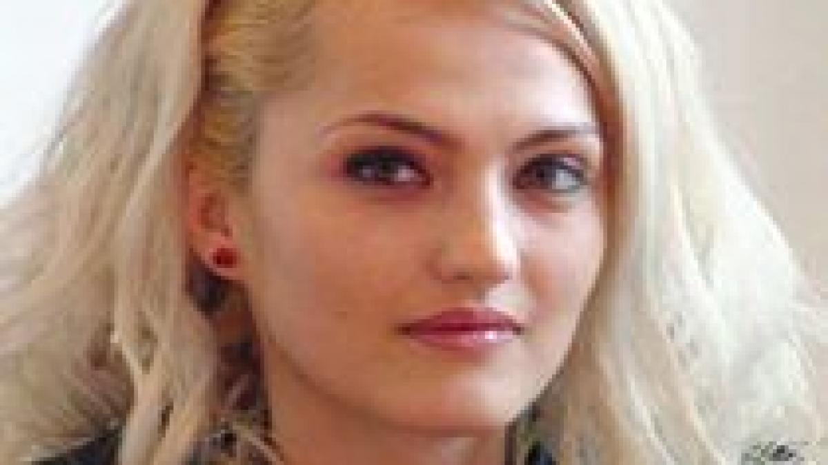 O nouă blondă în Guvernul Boc: Ioana Pop, secretar de stat la ministerul lui Ponta
