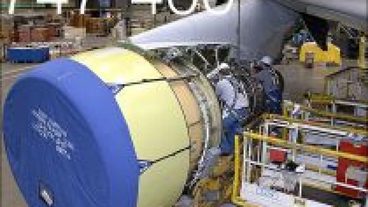 Boeing anunţă disponibilizarea a 10.000 de angajaţi în 2009