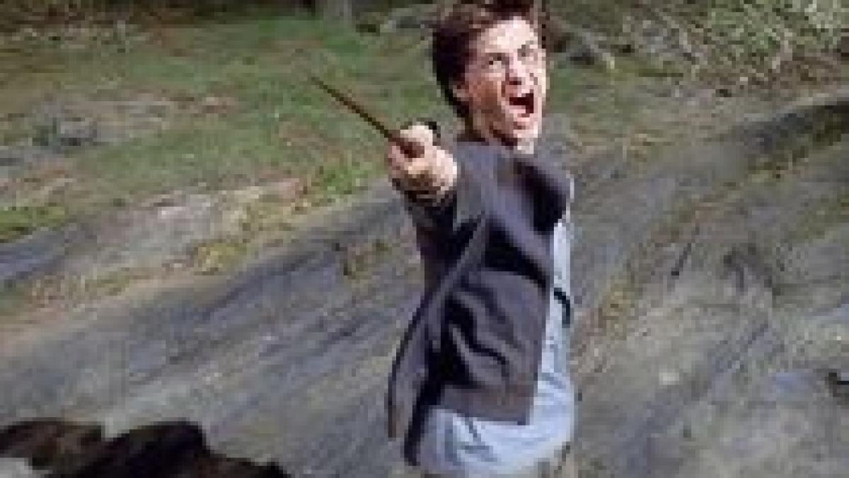 Cascadorul lui Daniel Radcliffe, grav rănit în timpul filmărilor pentru noul "Harry Potter"