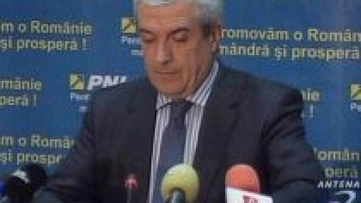 Tăriceanu: Există în Fondul de Dezvoltare 11 miliarde de lei, dar guvernul nu ştie să-i caute