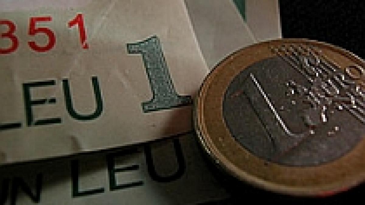 Conversia creditelor din euro în lei, avantajoasă la un curs de 4,5 lei/euro