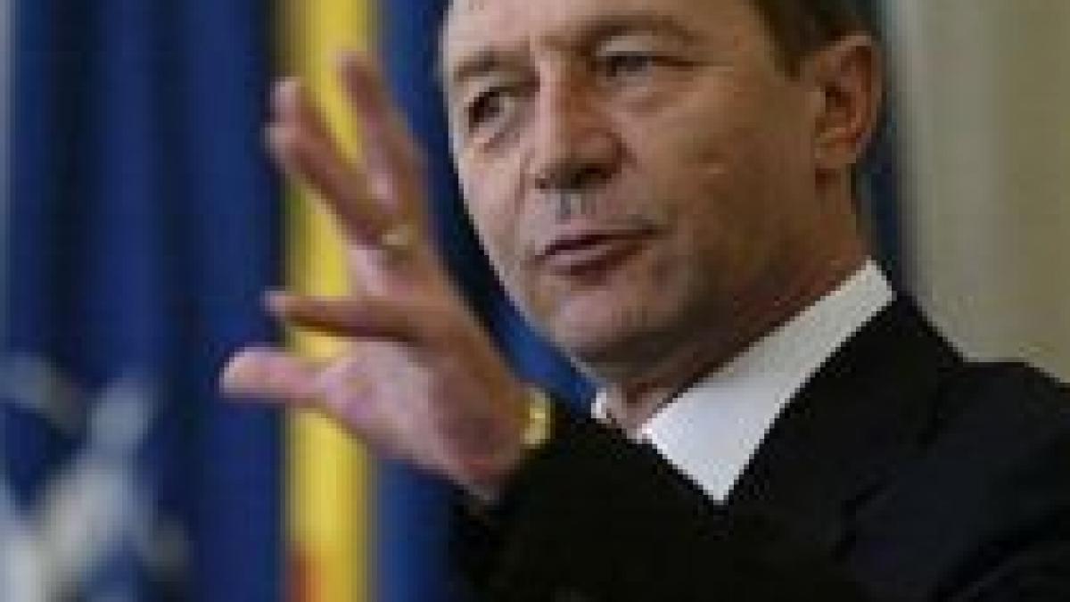 Teza contracandidatului unic pentru Băsescu, repusă pe tapet. Profil: non-partizan şi neutru politic
