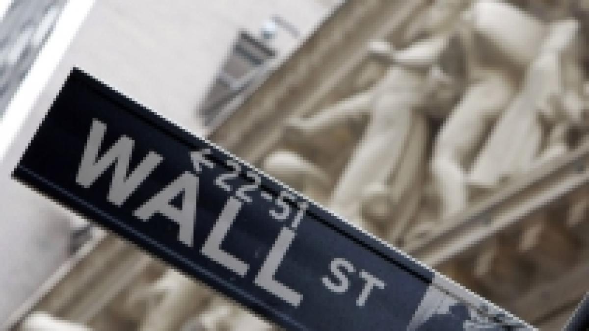 Creştere pe Wall Street, după vestea unui nou plan de relansare a economiei. Nikkei trece de 8.000 de puncte