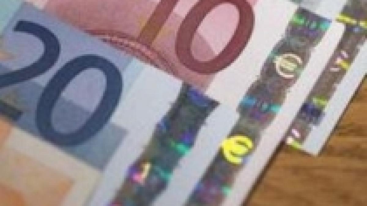 Euro, cotat la 4,2954 lei, în scădere cu 0,17 bani