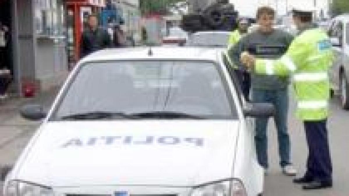 Numărul de accidente rutiere a crescut în 2008, deşi poliţiştii au suspendat cu 20% mai multe permise