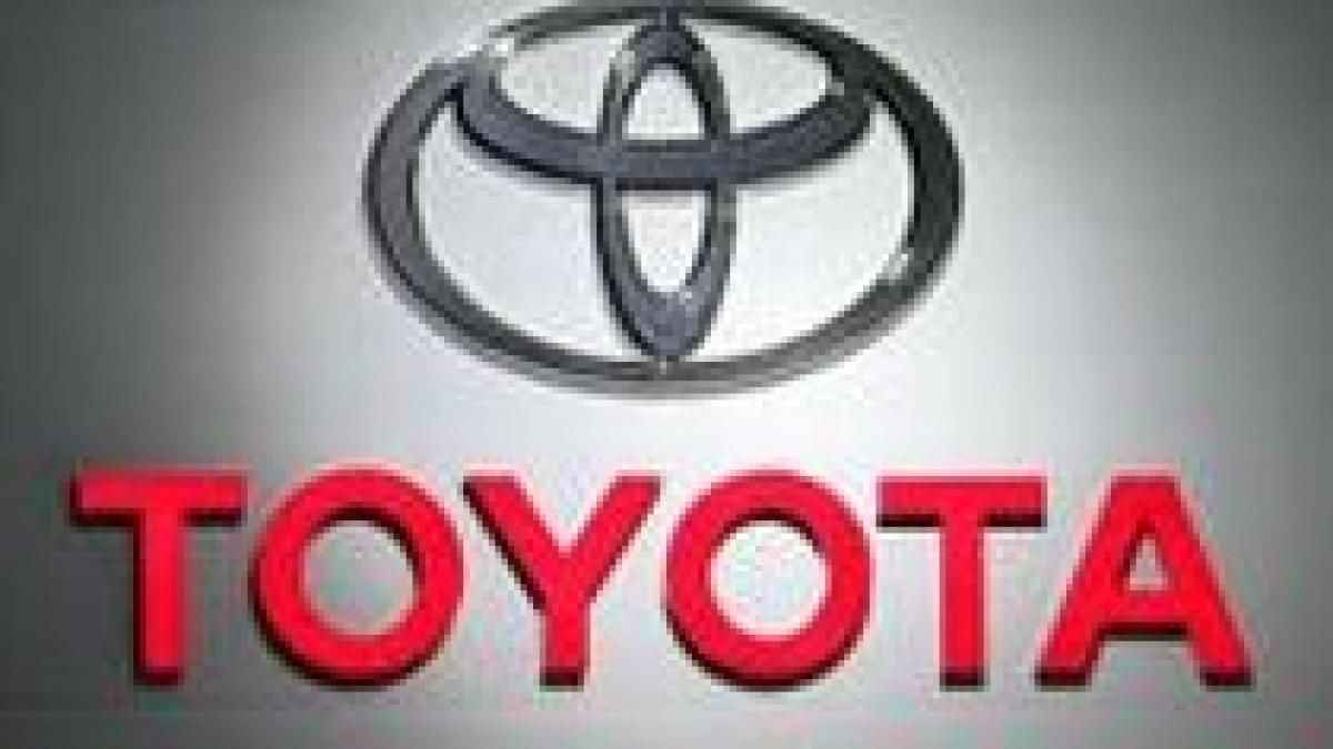 Toyota va încheia anul financiar în pierdere, pentru prima dată de la înfiinţarea companiei