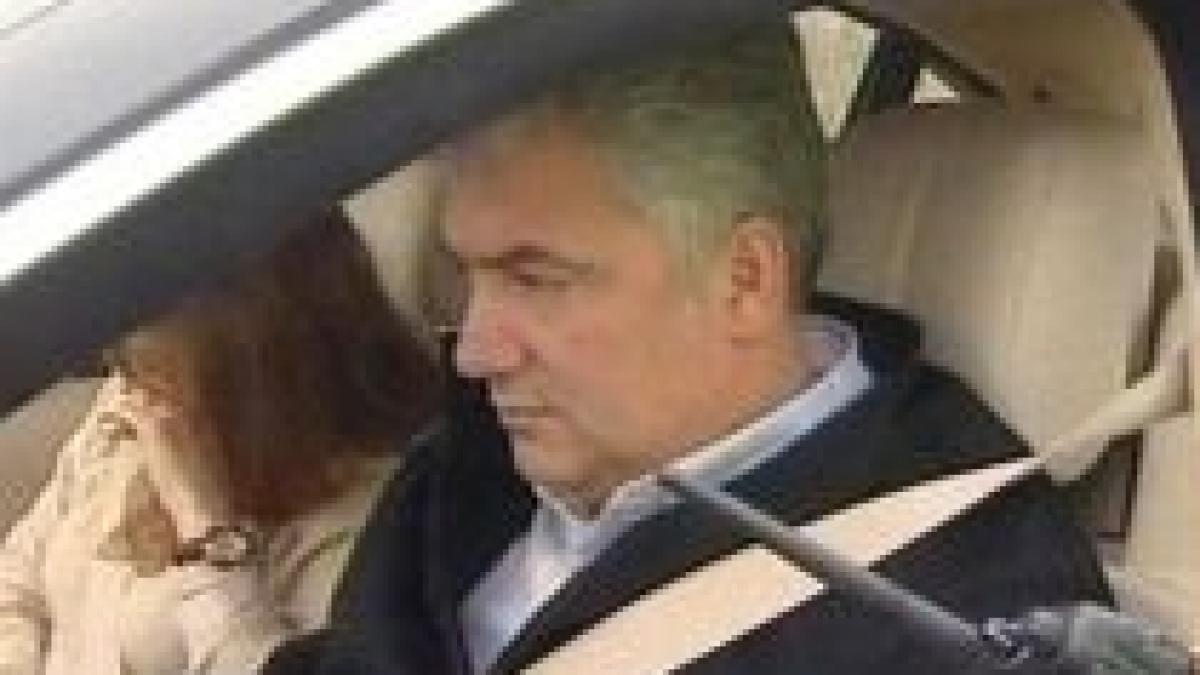 Adriean Videanu, amendat pentru depăşirea vitezei regulamentare pe autostradă