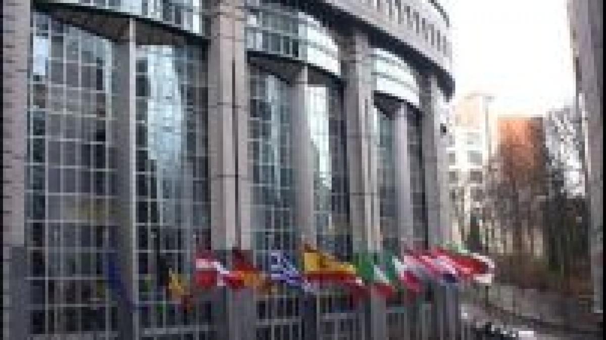 Curtea Europeană de Justiţie condamnă Franţa în legătură cu libera circulaţie a românilor şi bulgarilor