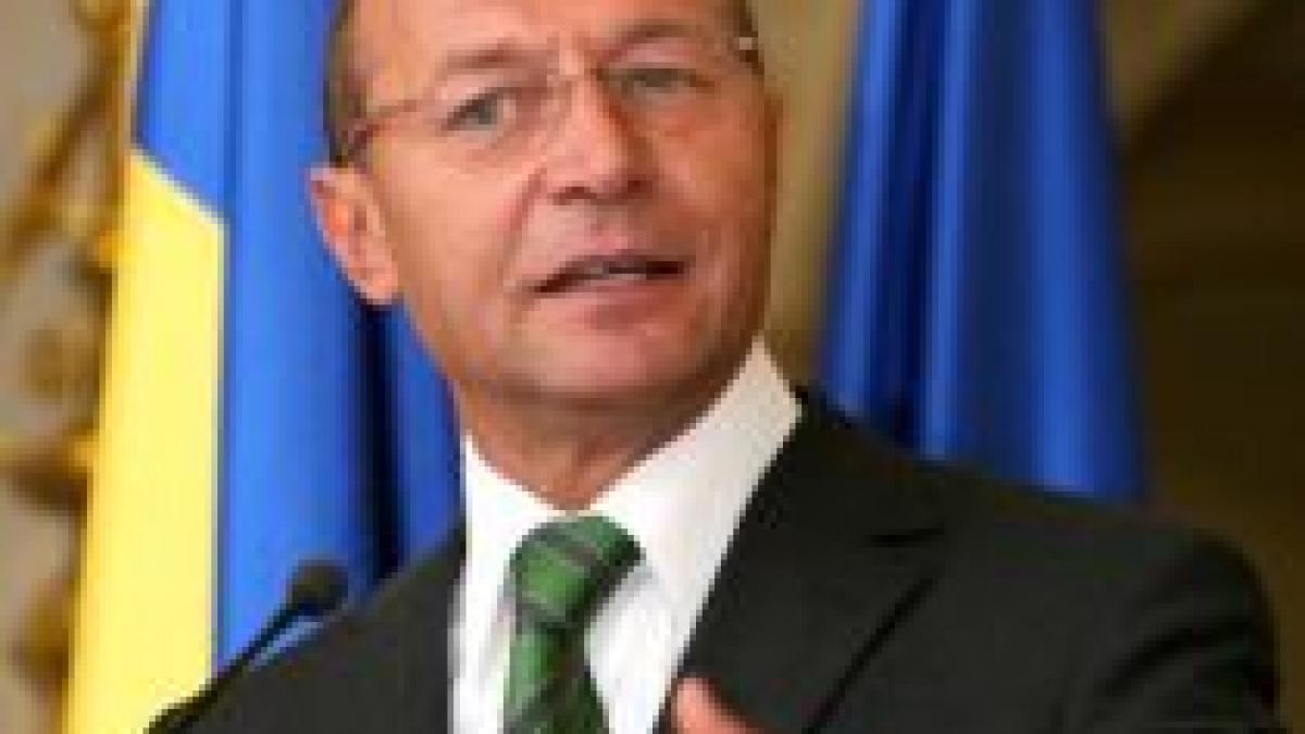 Băsescu se vede sâmbătă cu autorită&#539;ile locale din Harghita &#537;i Covasna