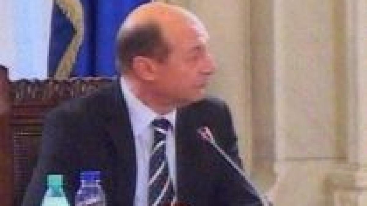 Băsescu vrea un grafic de acţiune pentru ca monitorizarea Comisiei Europene pe justiţie să fie ridicată