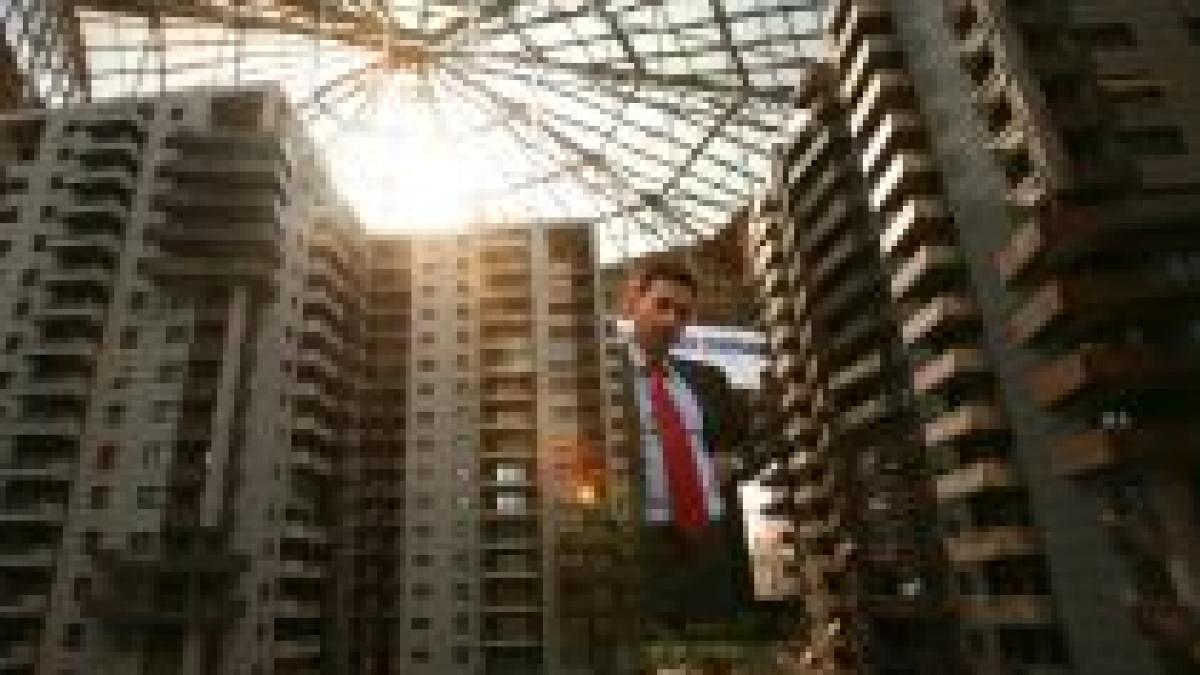 C&W: Investiţiile imobiliare din România vor scădea cu până la 80%, iar preţurile cu 30%

