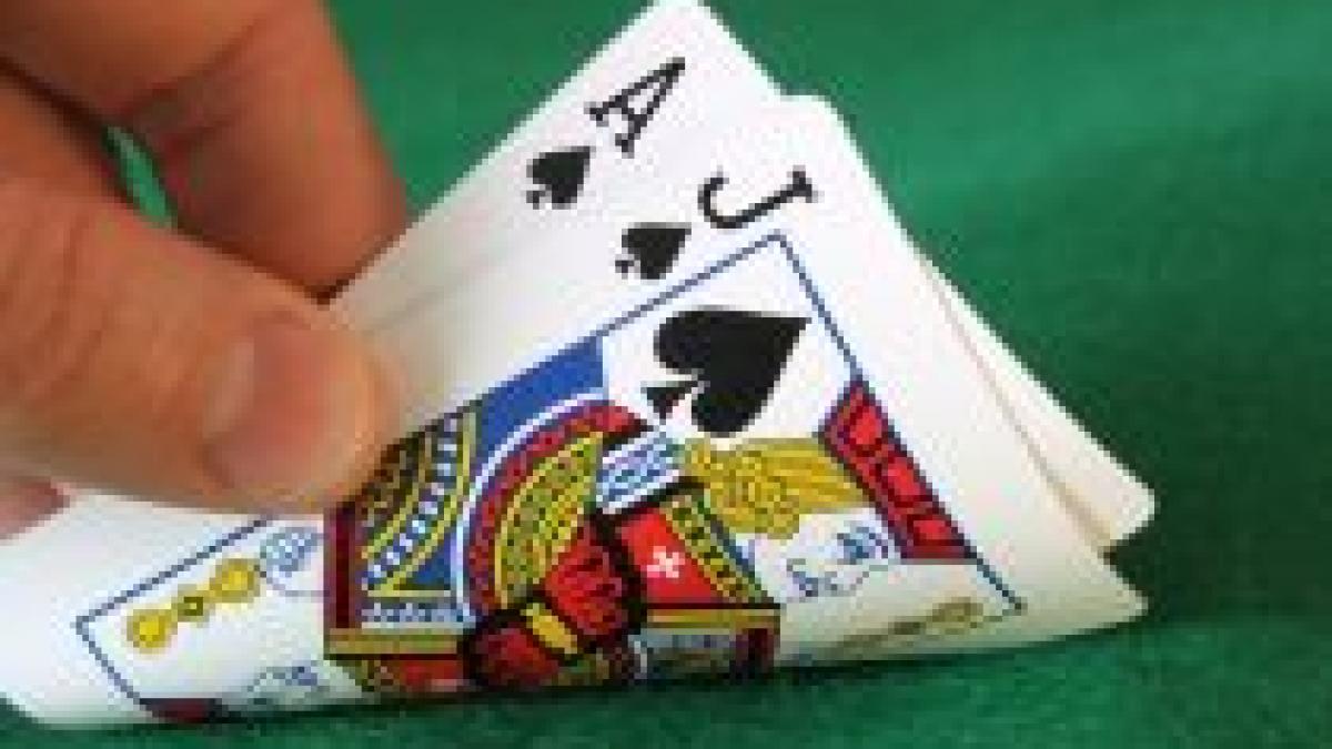 Cazinourile americane în alertă, după ce o aplicaţie pentru iPhone permite trişarea la Blackjack