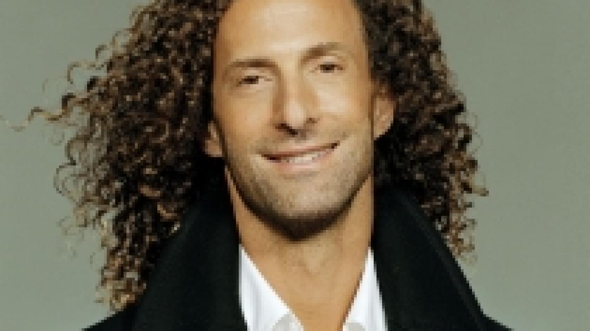 Saxofonistul Kenny G concertează la Bucureşti în aprilie