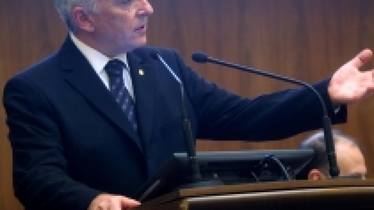 Isărescu: Leul nu s-ar deprecia dacă ar fi o lipsă de lichiditate pe piaţă