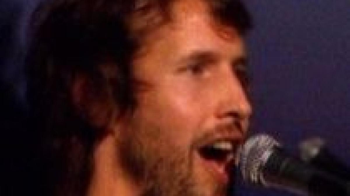 James Blunt, la trei zile de Bucureşti. Mii de fani vor lua parte la concertul artistului (VIDEO)