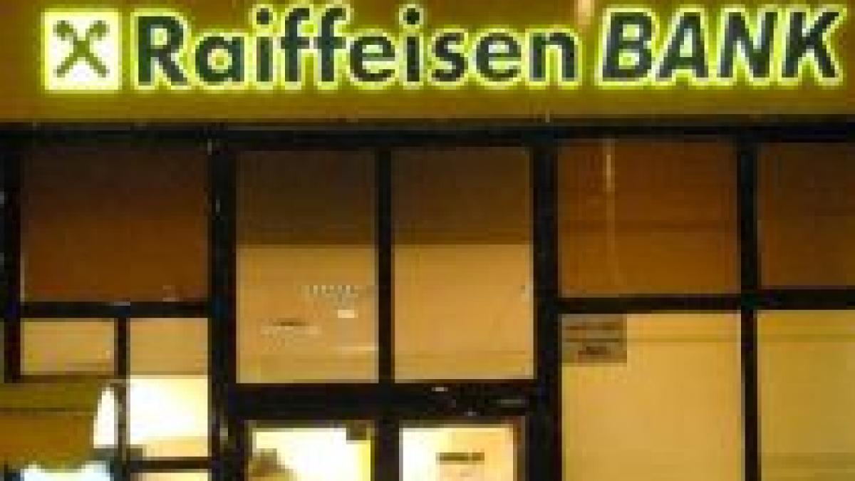 Atac tip phishing asupra clienţilor Raiffeisen Bank