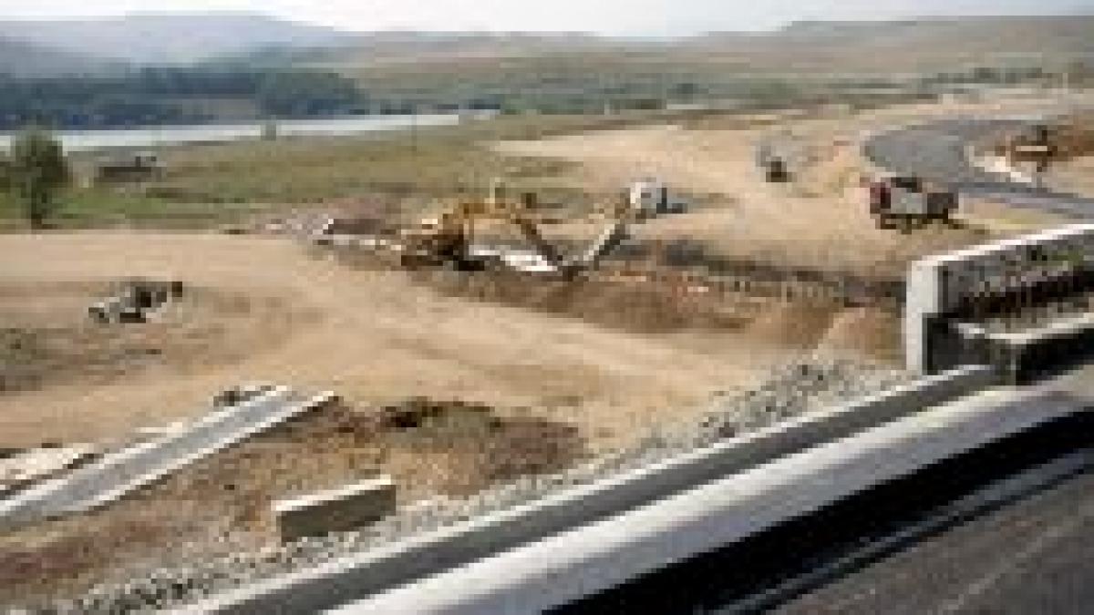 Acord între Ministerul Transporturilor şi Bechtel privind lucrările la Autostrada Transilvania