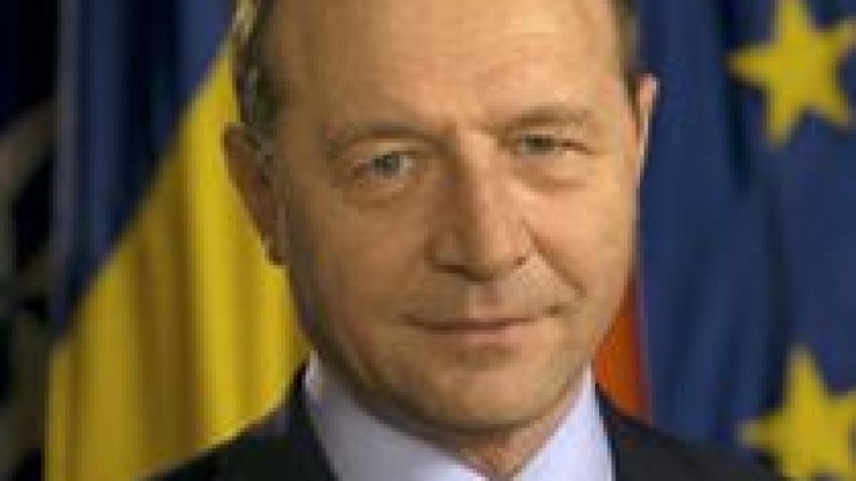 Mesaj al pre&#537;edintelui Traian Băsescu în plenul Parlamentului pe probleme de politică internă