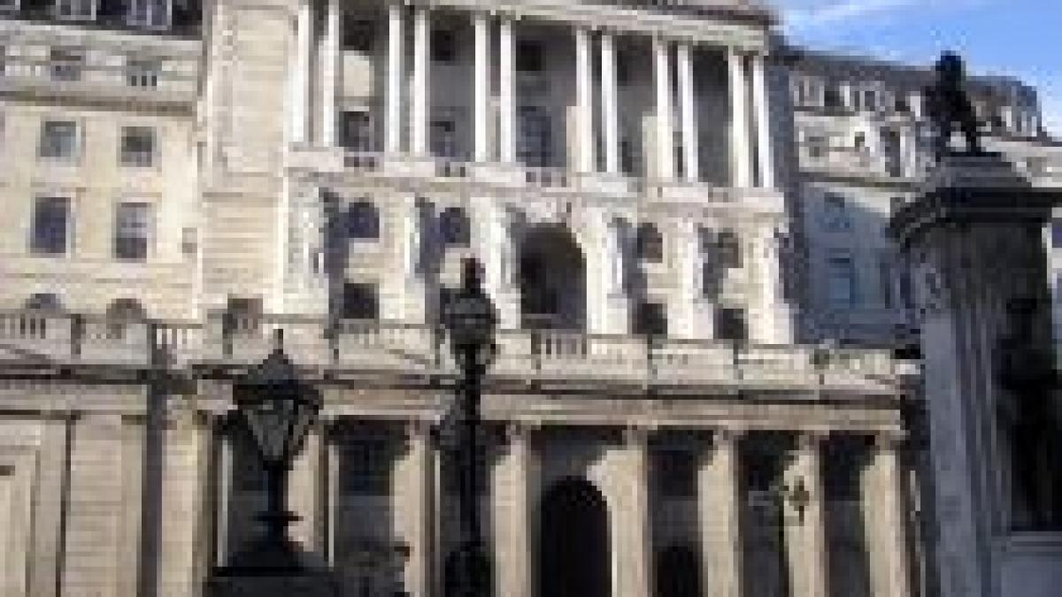  Banca Angliei: Londra are nevoie de 90 de miliarde de lire pentru a impulsiona economia

