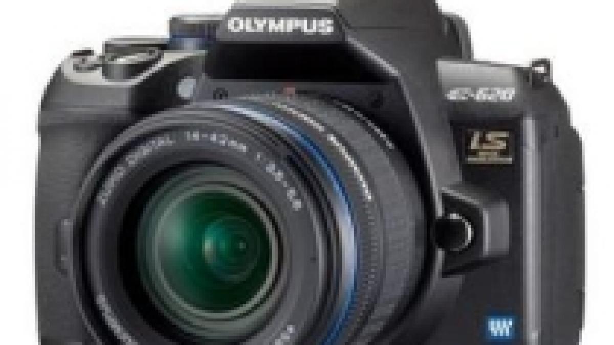 Olympus E-620, cea mai mică şi cea mai uşoară cameră DSLR din lume