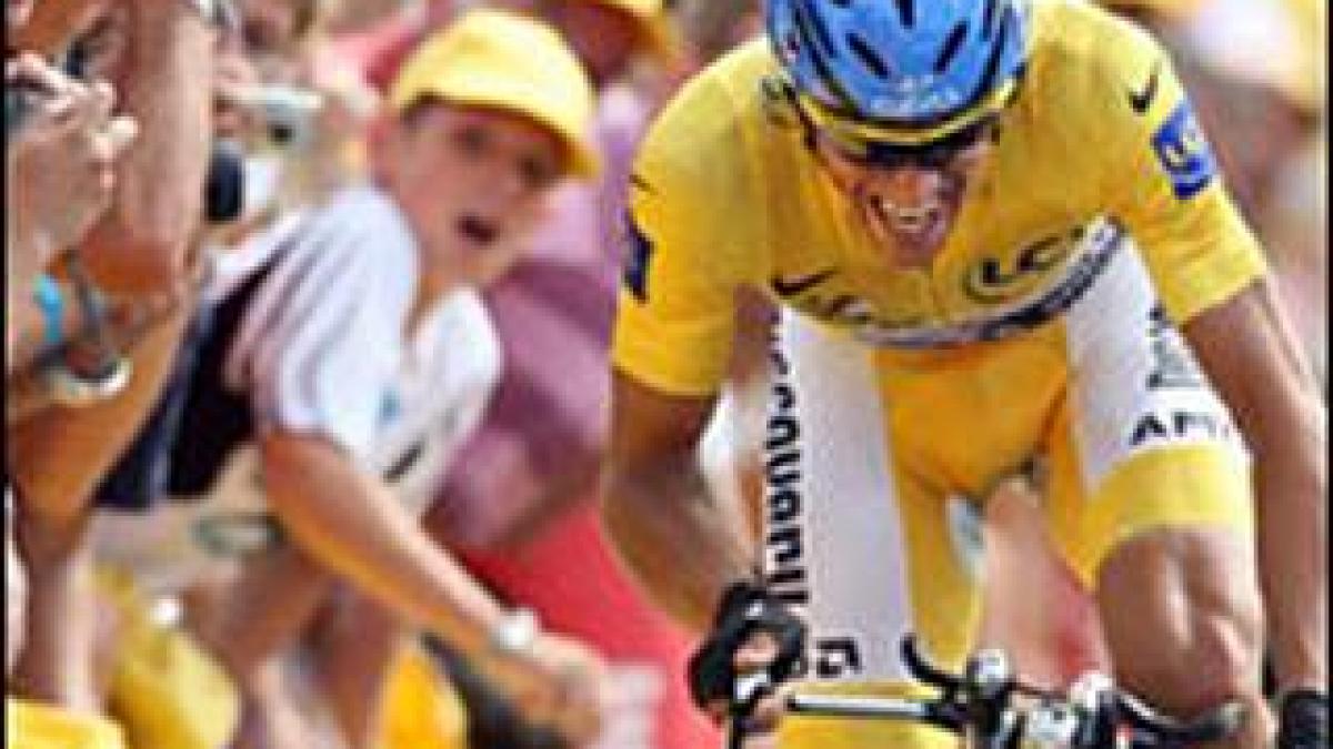 Contador câştigă şi trimite un mesaj pentru restul cicliştilor