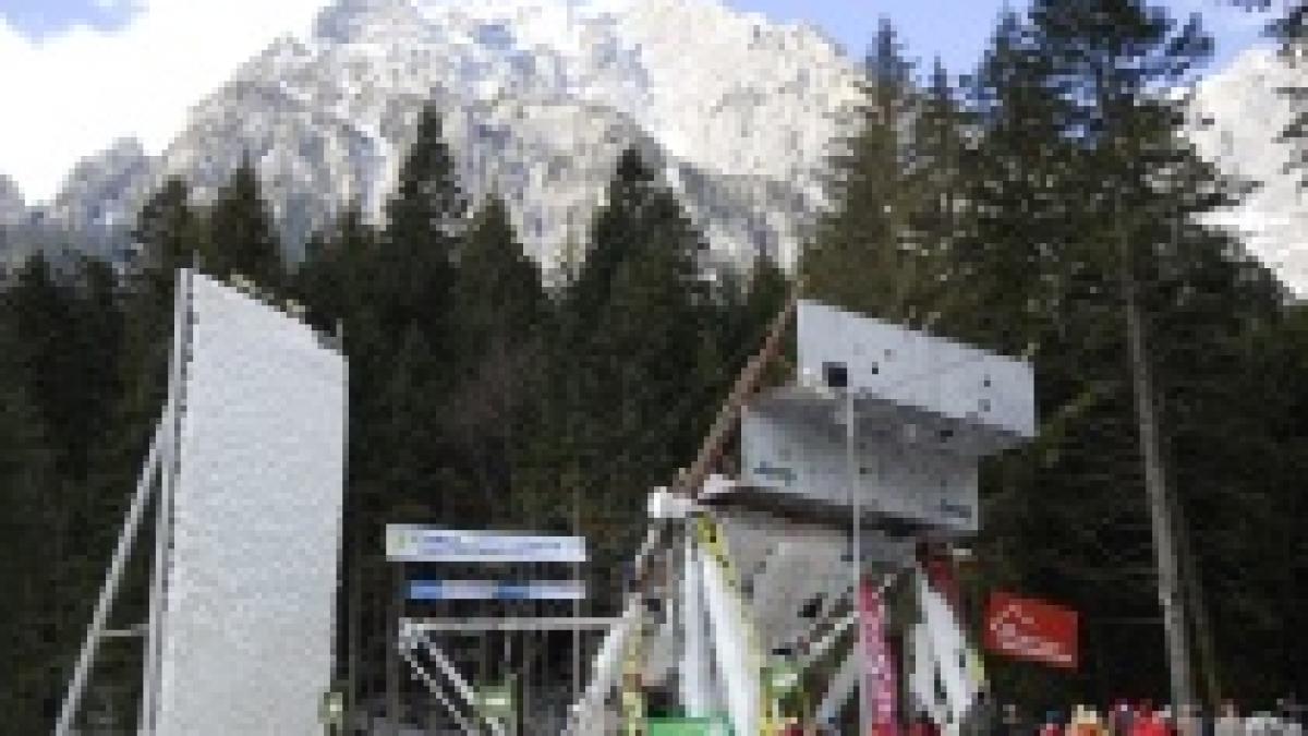 Campionatul Naţional de Dry Tooling se va desfăşura în Cetatea Medievală Râşnov