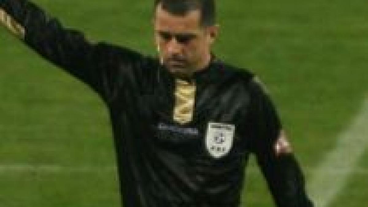 Meciul FC Argeş - Steaua, "fluierat" de Ionică Serea, arbitrul cu 56 de etape de suspendare şi dosar penal