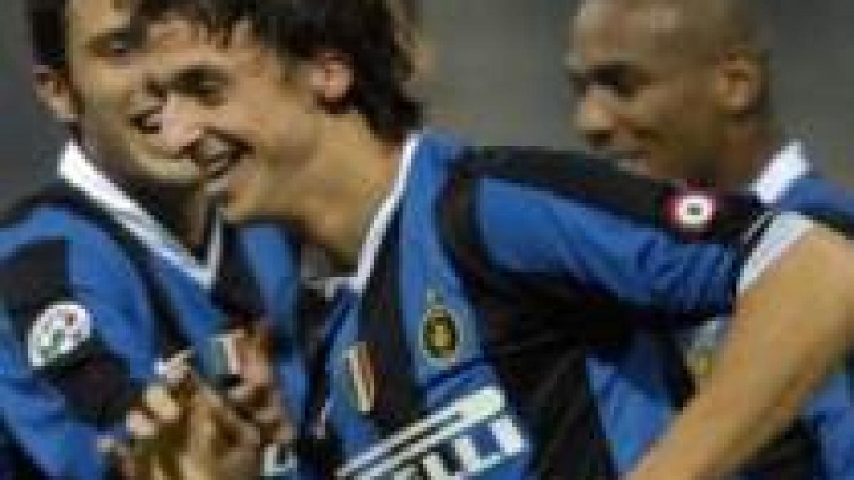 Inter revine la şapte puncte de Juve după 3-0 cu Reggina. Mutu marcheză iar pentru Fiorentina (VIDEO)