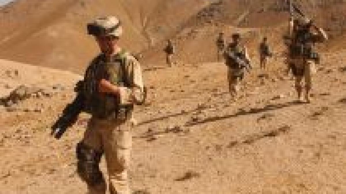 SUA recunoaşte că doar forţa militară nu va aduce victoria în Afganistan

