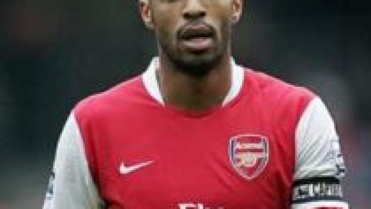 Pus pe glume, Thierry Henry a făcut băşcălie de un copil înaintea unui meci Arsenal - Ajax (VIDEO)