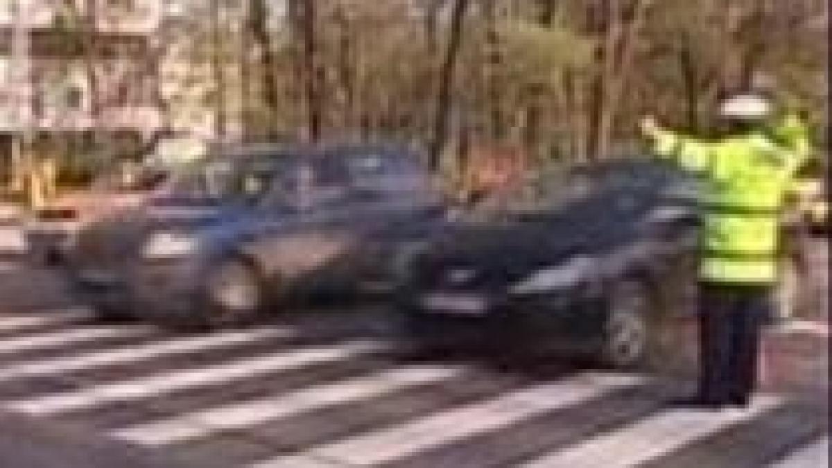 Circulaţie blocată la intrarea în Voluntari, din cauza unui grav accident rutier