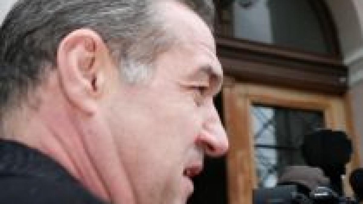 EXCLUSIV. Interviu telefonic cu Gigi Becali, în timpul audierilor: "Este un abuz!" (VIDEO)