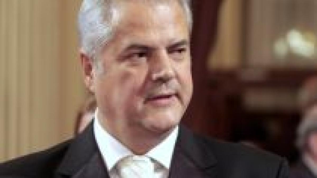 Adrian Năstase: vor fi arestaţi 4-5 constructori importanţi

