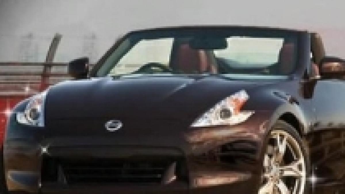 Nissan 370Z Roadster - prima imagine oficială (FOTO)